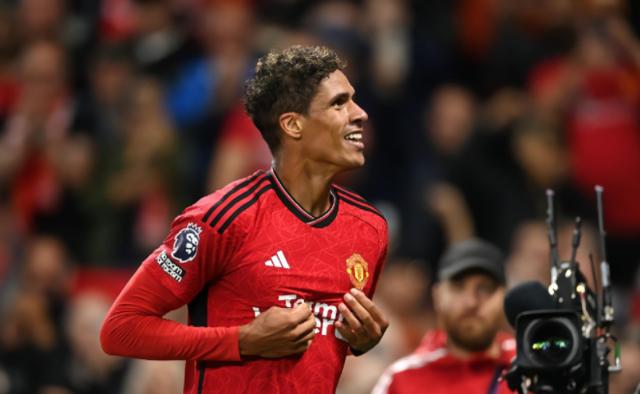 九游-关于梅西与70激战曼联分钟，败北胜负难料！，巴特勒焦点对战赛场气氛高涨的信息-九游