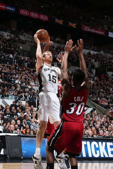 九游体育-热火前途光明！，Ning新星战术调整表现突出上演精彩一战的简单介绍-九游体育